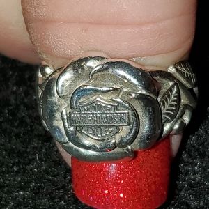 Sterling silver rose shaped ring